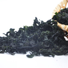 couper wakame algues séchées